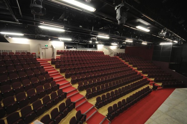 THE COURT THEATRE